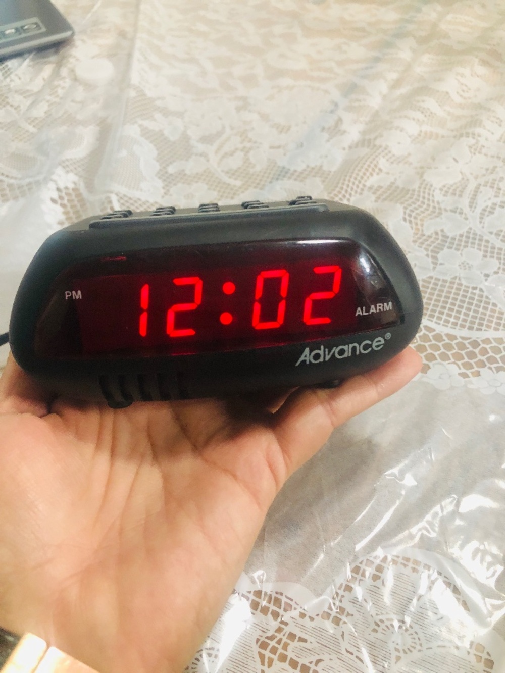 VTGAdvance brand digital alarm clock, likely model 30228 - Picture 5 of 5